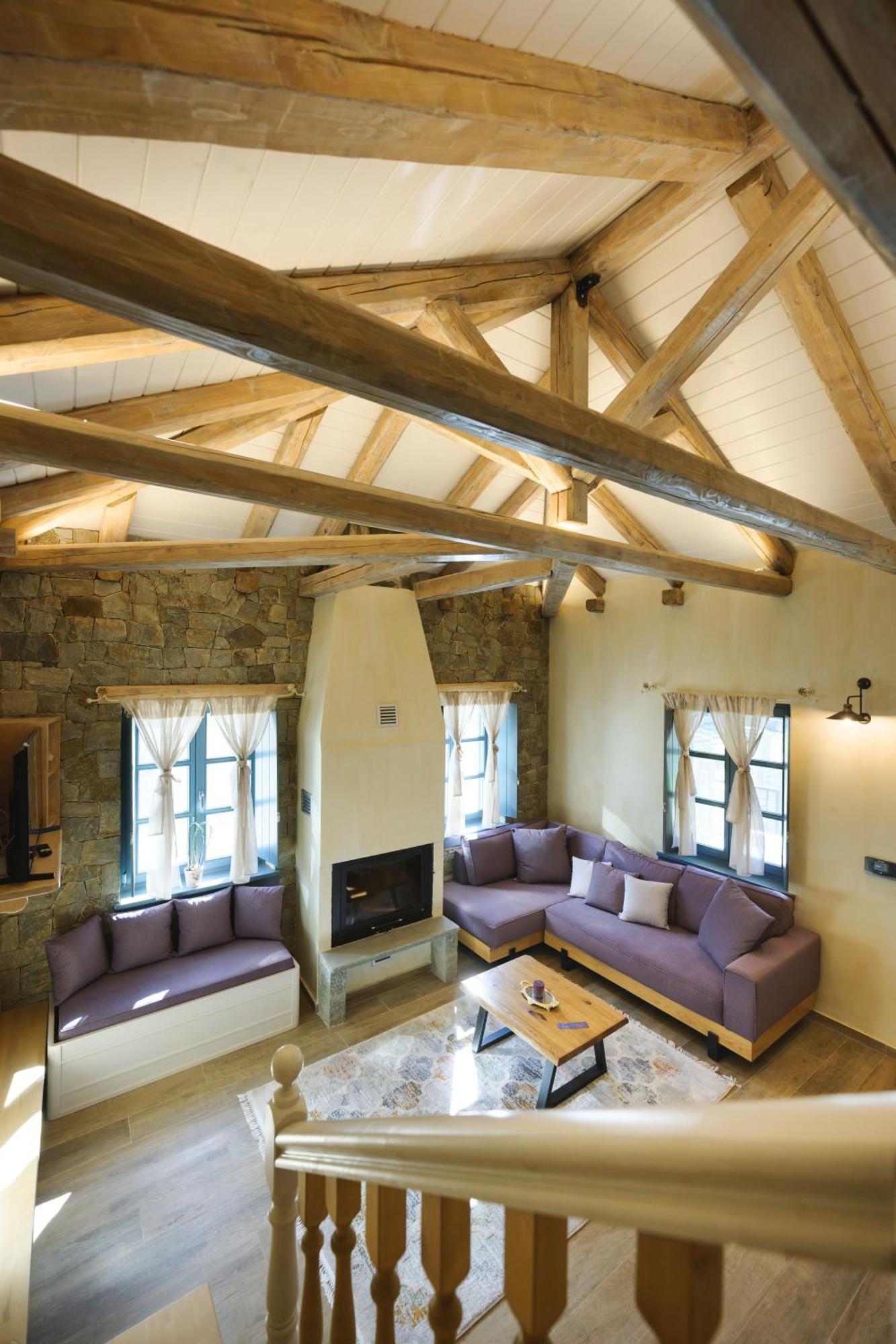 Wild Lavender Mountain Villa *